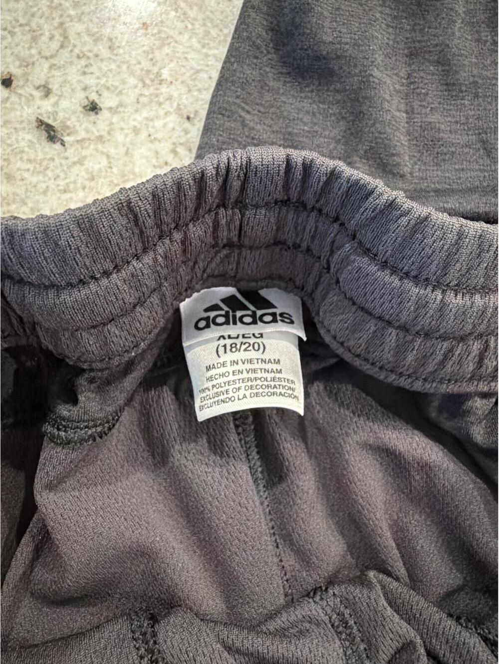 Adidas Boys Black Red Athletic Pants 18/20 XL - Picture 3 of 5
